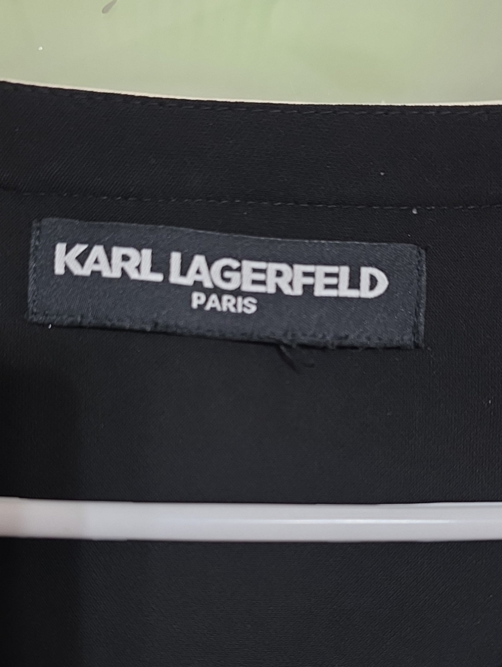 Karl Lagerfeld Women's Coat Black W/White Trim Buttons Lightweight XL? EUC *READ - Picture 3 of 13